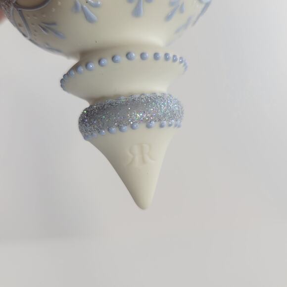 Vintage Rhyn Rivet Ivory White and Blue Porcelain Victorian Christmas Ornament - Picture 4 of 5
